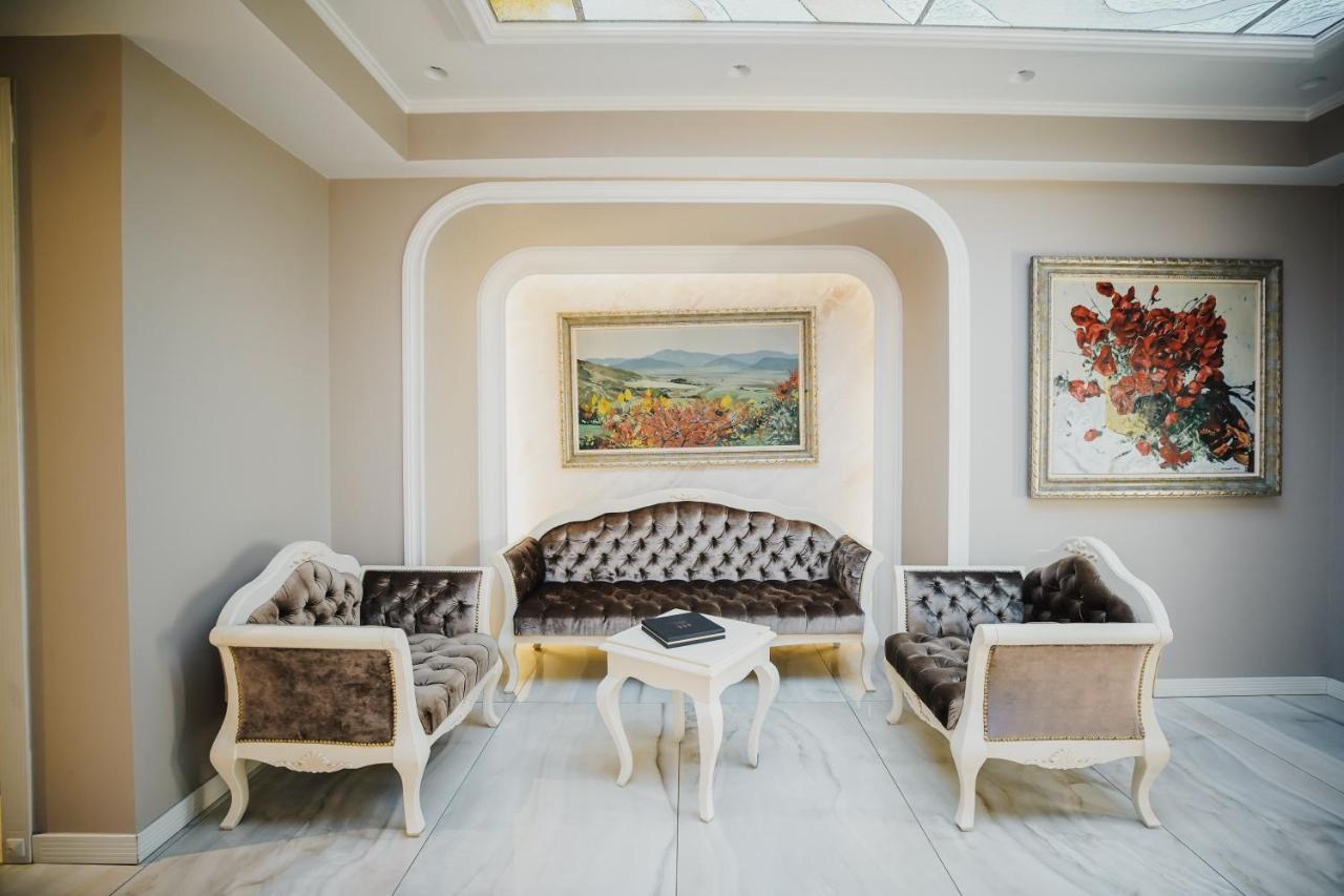 Lot Boutique By And Preference 5* Tirana