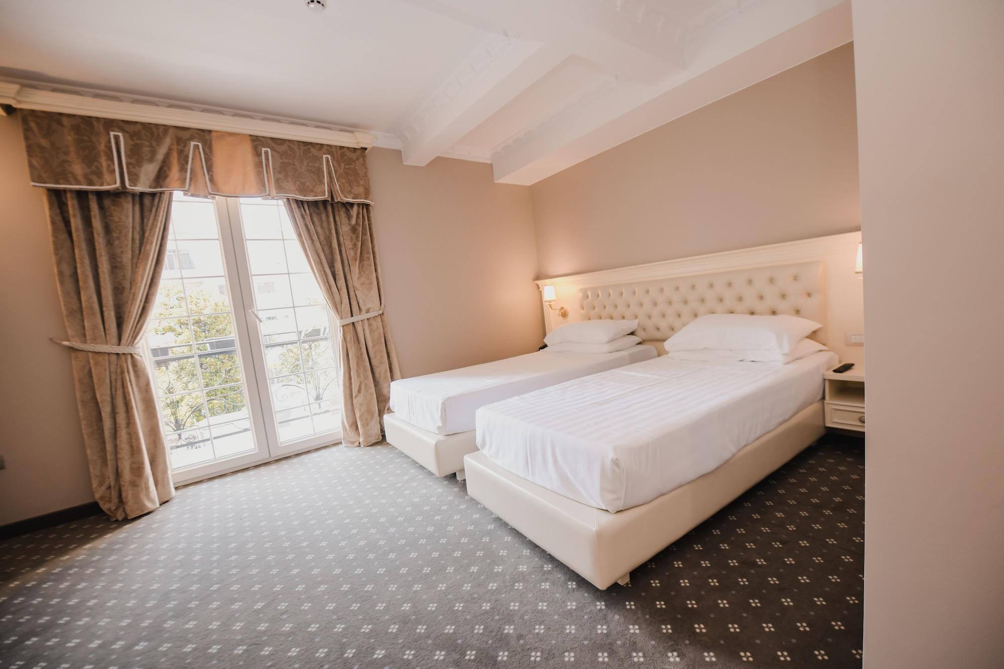 Lot Boutique By And Preference 5* Tirana